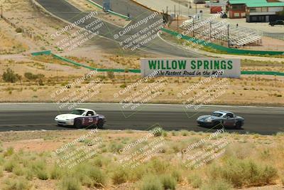 media/May-31-2025-CalClub SCCA (Sat) [[2c1a04e1ee]]/Qualifying/Group 5/Turn 4/